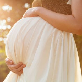 belly-size-pregnancy-mom